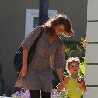 Jessica Alba, Cash Warren and daughter head out for a family meal photos | Picture 79847